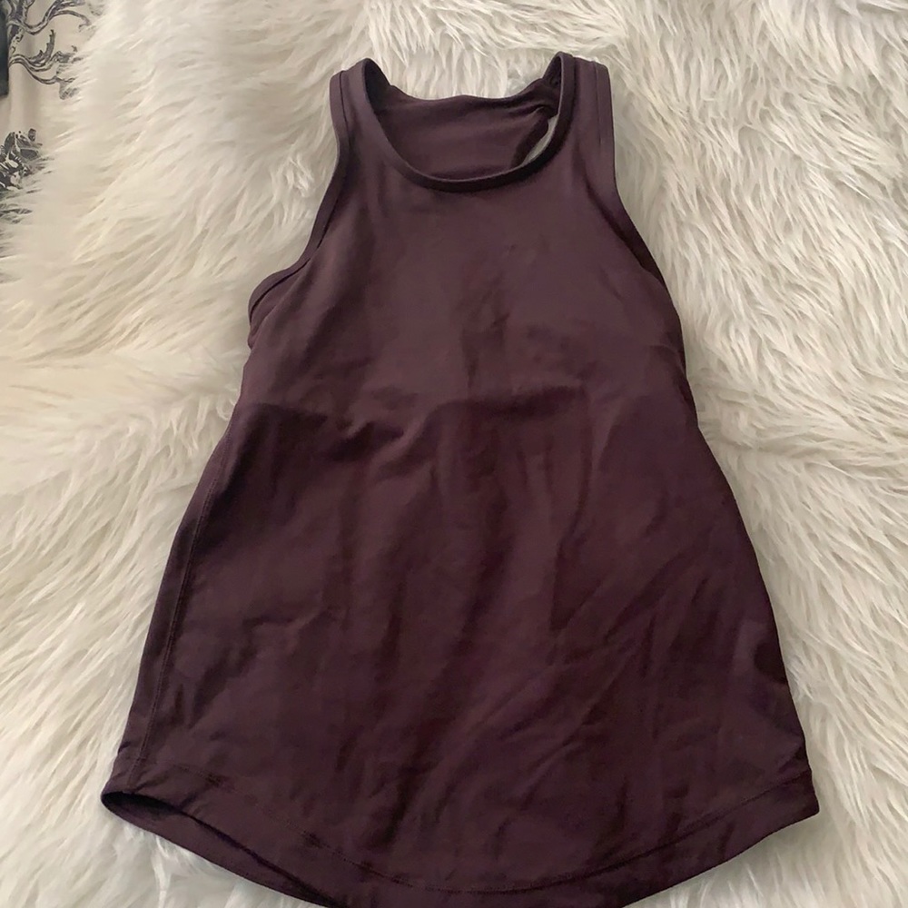 Lululemon tank